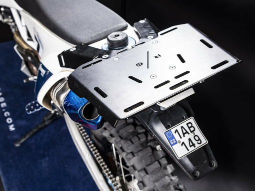 rade-garage-husqvarna-701-rack-set2