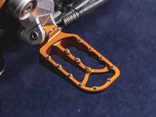 rade-garage-footpegs2