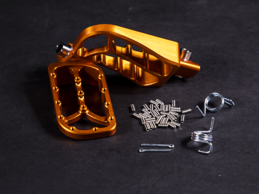 rade-garage-footpegs4