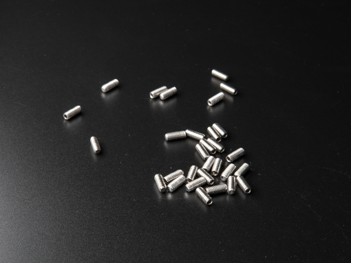 rade-garage-spare-footpeg-pins1