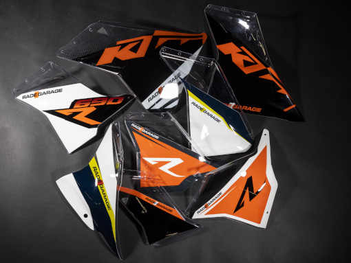 rade-garage-spare-sidepanels