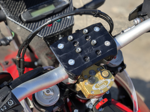 rade-garage-bar-mount1 rade-garage-bar-mount1