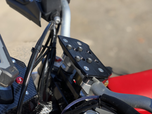 rade-garage-bar-mount4 rade-garage-bar-mount4