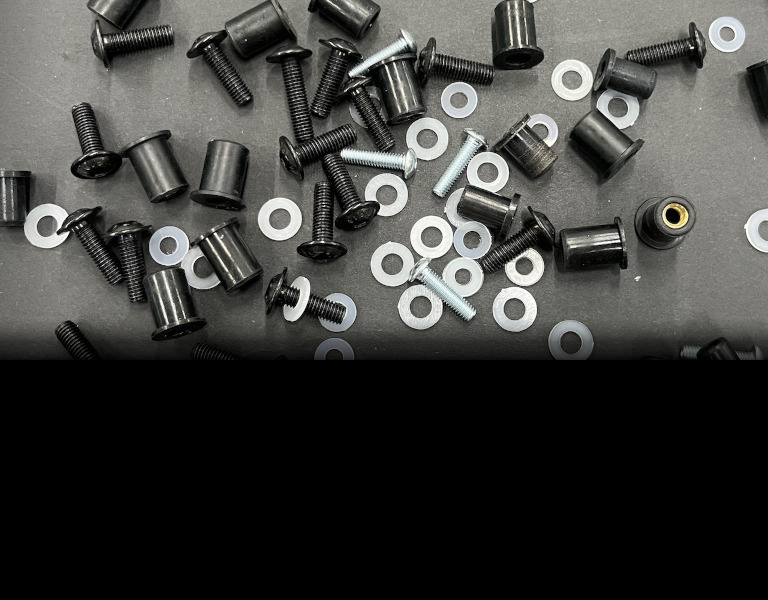 rade-garage-spare-bolts-pack-banner-mobile