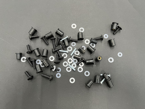 rade-garage-spare-bolts-pack