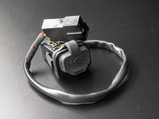 rade-garage-usk-power-outlet1