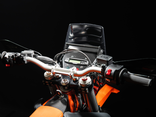 rade-garage-ktm-690-lite-kit4 rade-garage-ktm-690-lite-kit4