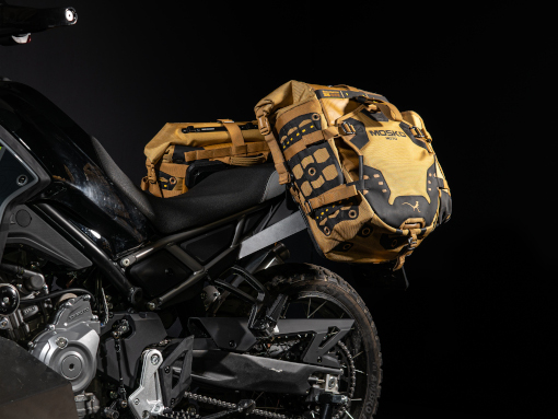 rade-garage-cfmoto-450mt-side-panniers3 rade-garage-cfmoto-450mt-side-panniers3