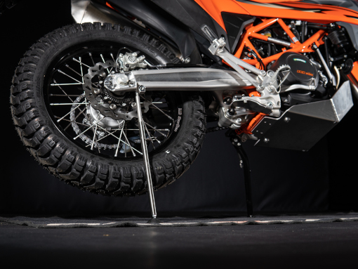 rade-garage-emergency-side-stand2